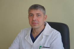 Шамуратов Рустам Шаниязович — заведующий урологическим отделением