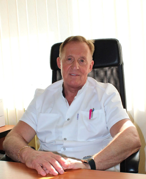 Франк Михаил Александрович — заведующий урологическим отделением